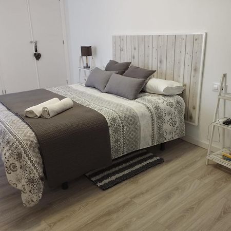 Apartamento Vega Baena Bagian luar foto