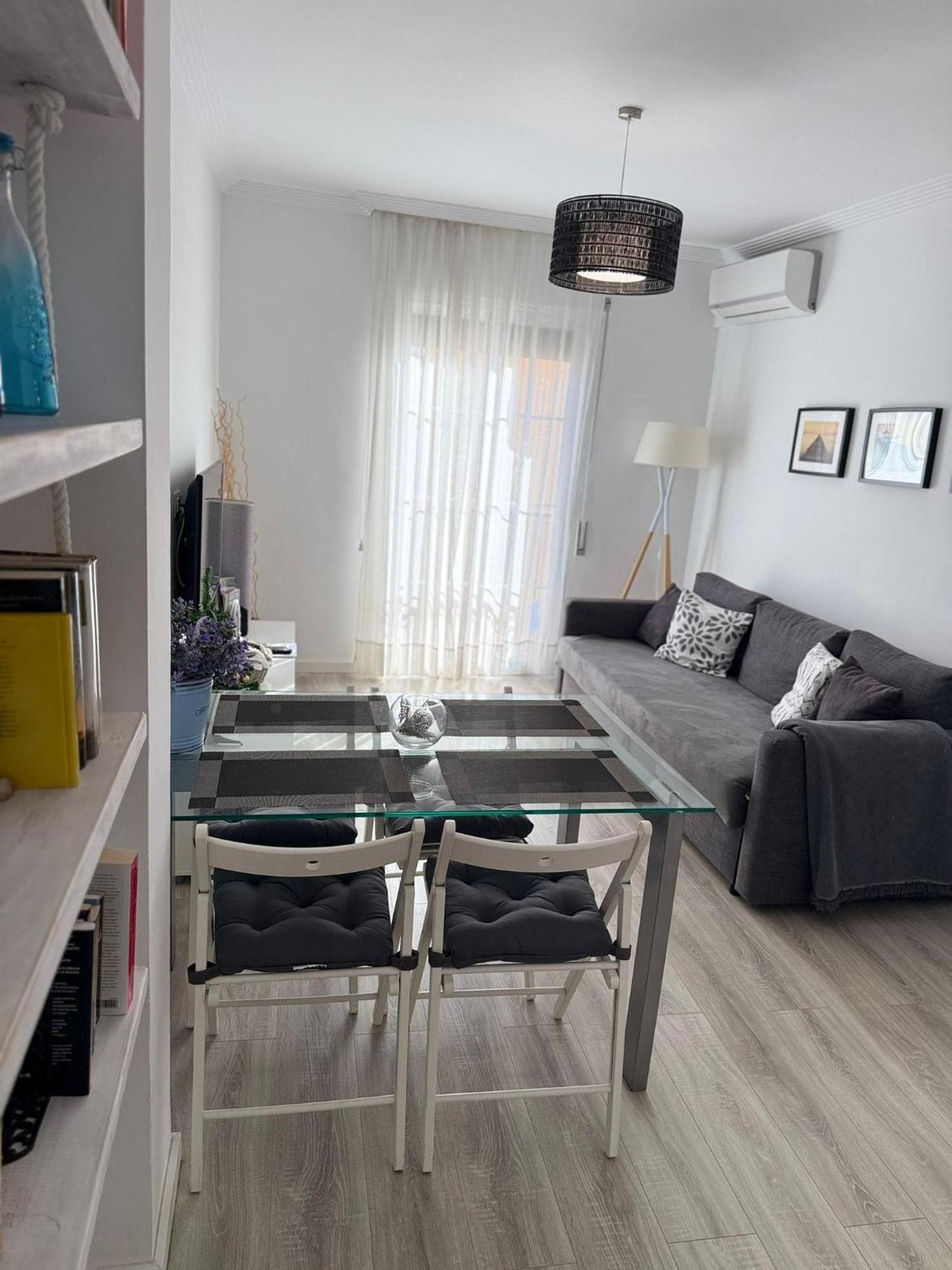 Apartamento Vega Baena Bagian luar foto