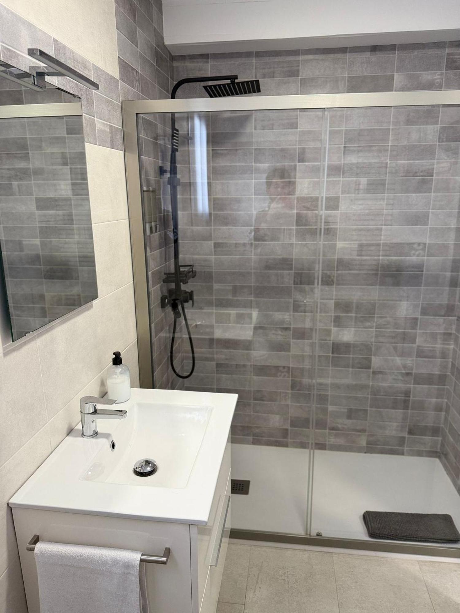 Apartamento Vega Baena Bagian luar foto