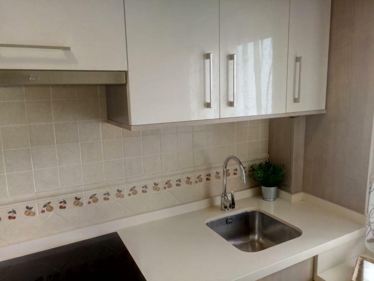 Apartamento Vega Baena Bagian luar foto